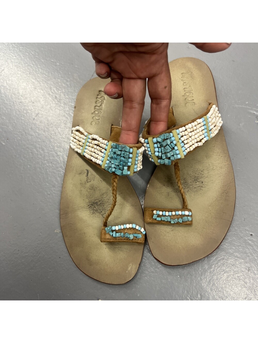 Mystique Boutique Sandals 9 Women’s Turquoise and White Beaded Brown Leather